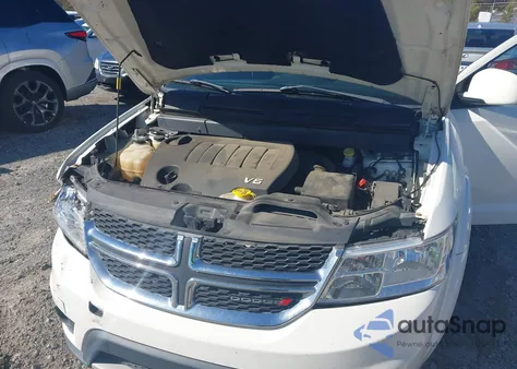 2018 Dodge Journey Sxt z USA, uszkodzony, nr VIN 3C4PDCBG2JT229010